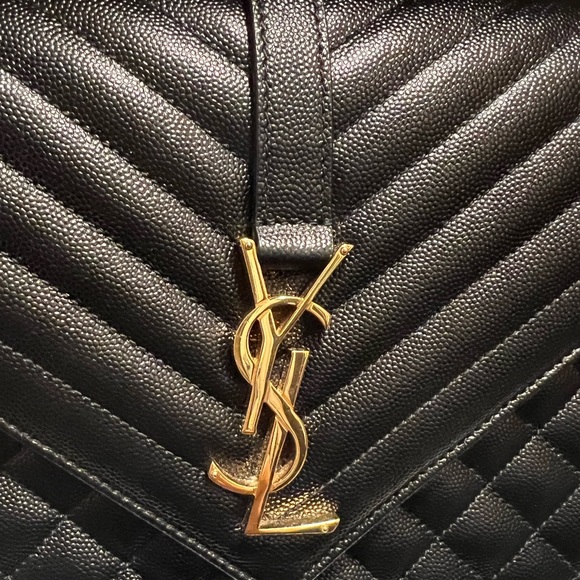 YSL ENVELOPE LARGE BAG IN MIX MATELASSÉ GRAIN DE POUDRE EMBOSSED LEATHER - Picture 8 of 9